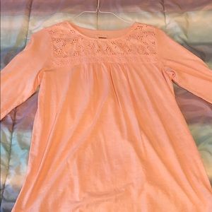 Flowy mid sleeve shirt